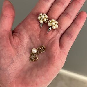Set of Pearl cluster earrings and single pearl bracelet with gold chain